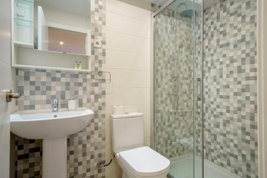 Ferienwohnung Cozy- 1 Bd 1,5 Bth - Delicias Atocha Madrid Exterior foto